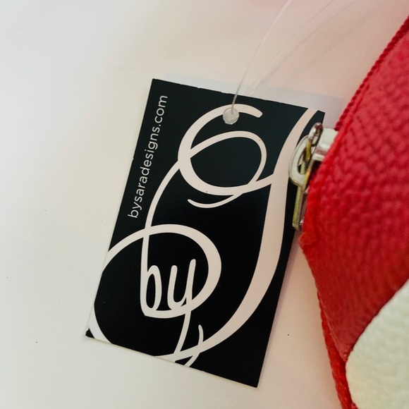 Red Football-Inspired Crossbody Bag with Gold Accents - Picture 4 of 5